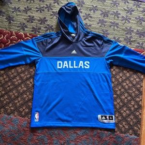 Dallas Mavericks hooded sweatshirt XL